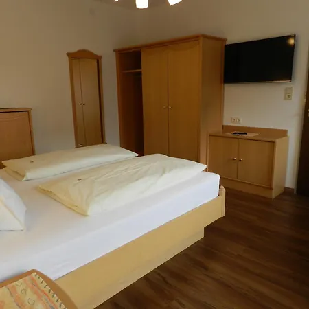 Pansiyon Edelweiss Seefeld in Tirol